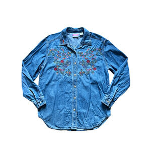 Vintage Womens Floral Embroidered Denim Shirt Cottagecore Garden Romantic Nature